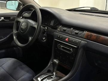 Audi A6, 2000г, передний привод, автомат
