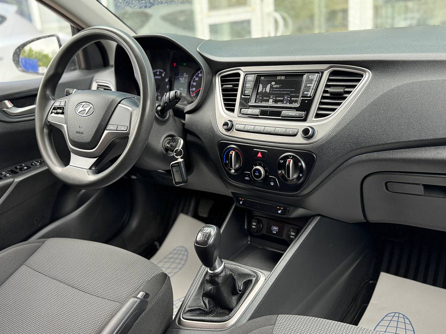 Hyundai Solaris, 2020г., передний привод, механика