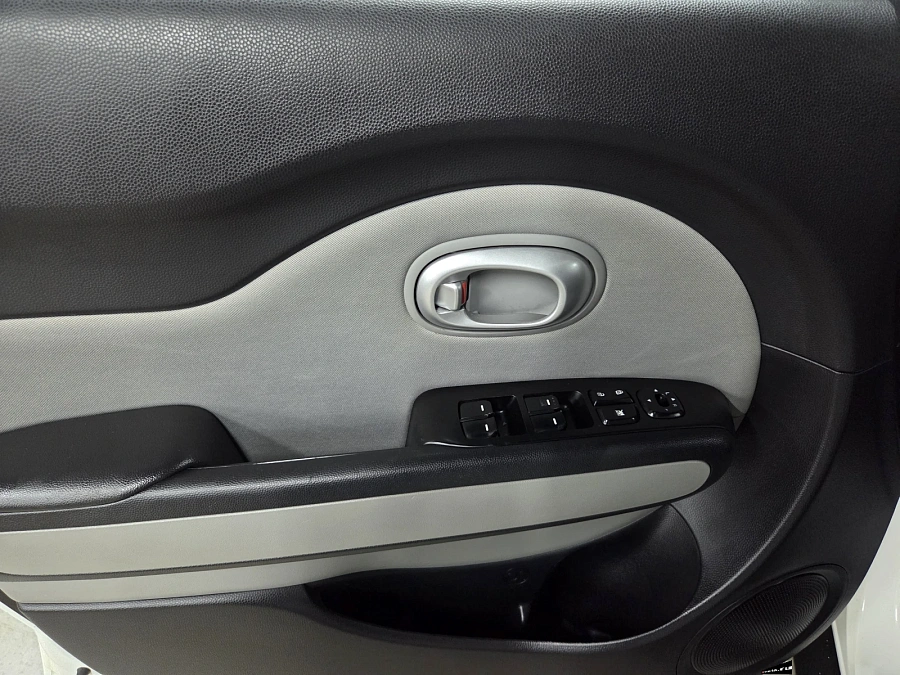 Kia Soul, 2016г., передний привод, автомат