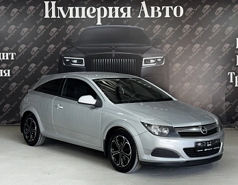 Opel Astra, 2010г, передний привод, механика