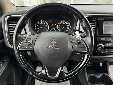 Mitsubishi Outlander, 2015г, полный привод, вариатор