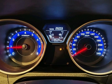 Hyundai Elantra, 2014г, передний привод, механика
