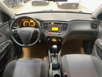 Kia Rio, 2009г, передний привод, автомат