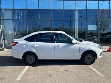 Lada (ВАЗ) Granta, 2022г., передний привод, механика