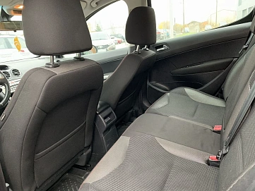 Peugeot 308, 2011г, передний привод, автомат