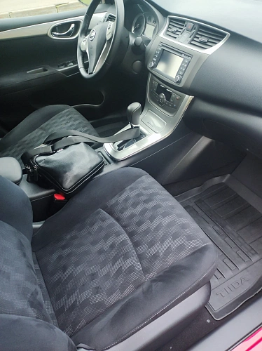 Nissan Tiida, 2015г, передний привод, вариатор