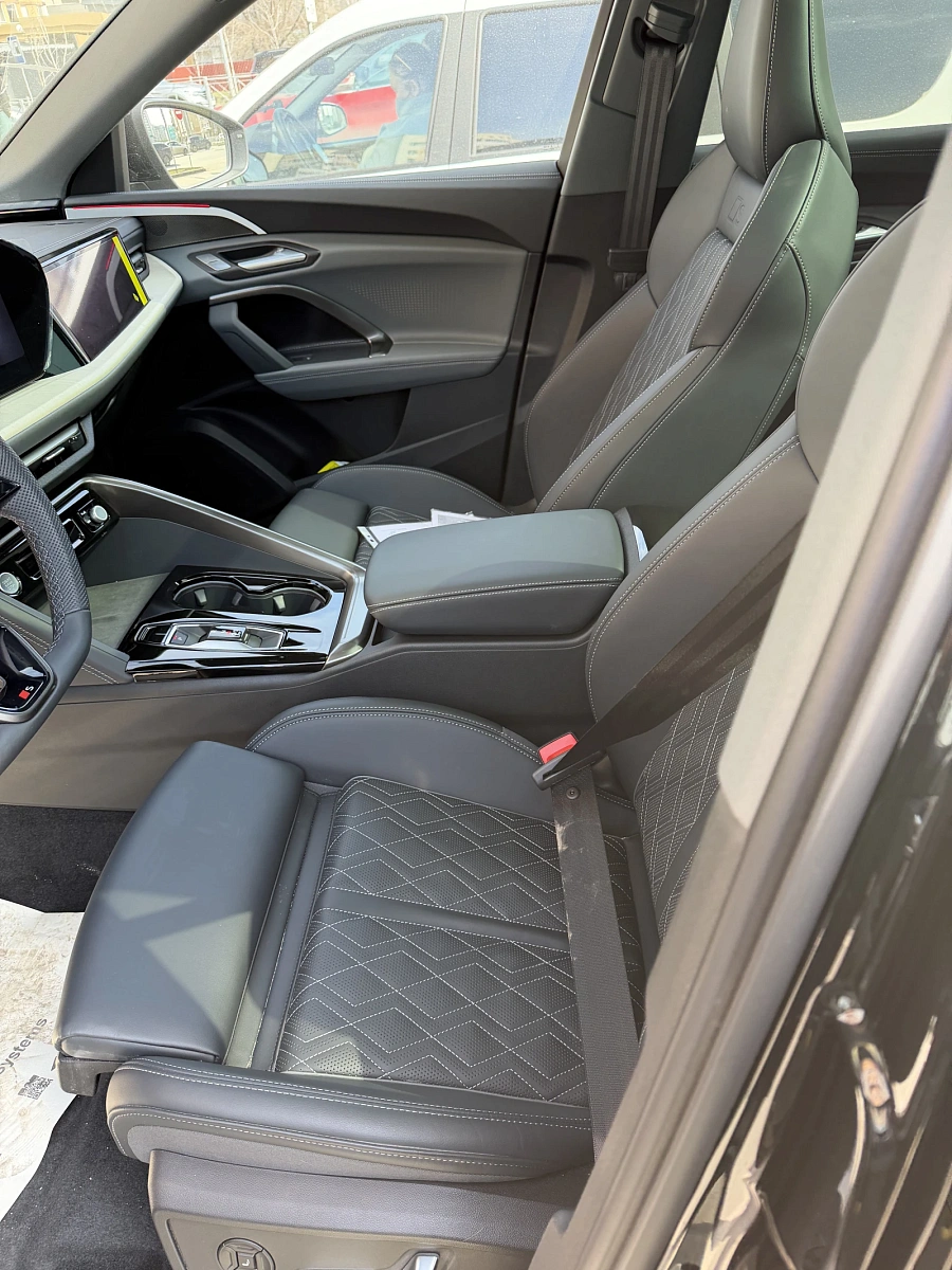 Audi Q5, 2025г., полный привод, робот