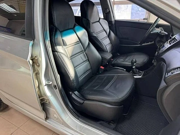 Hyundai Solaris, 2012г, передний привод, механика