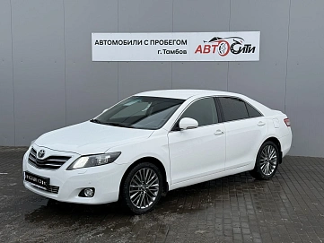 Toyota Camry, 2011г, передний привод, автомат