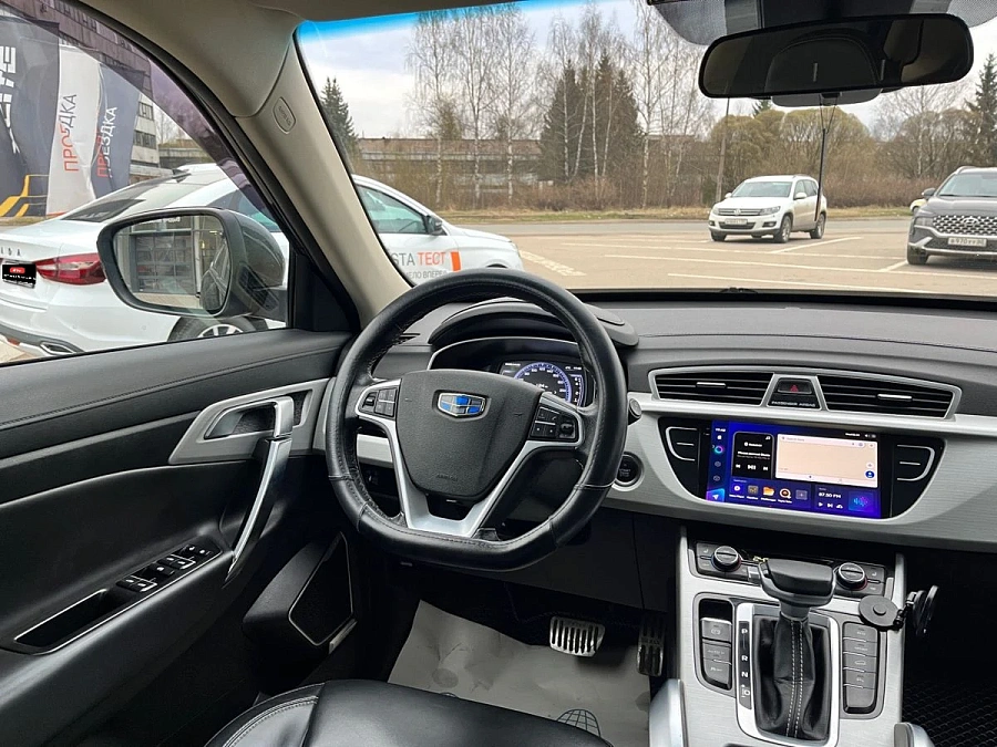 Geely Atlas, 2019г., передний привод, автомат