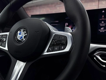 BMW 3 серии, 2022г, полный привод, автомат