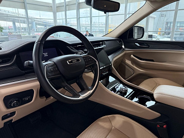 Jeep Grand Cherokee, 2022г, полный привод, автомат