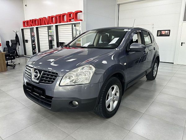 Nissan Qashqai, 2008г., передний привод, механика