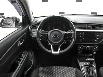 Kia Rio, 2018г, передний привод, автомат