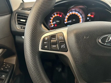 Lada (ВАЗ) Vesta, 2019г, передний привод, механика