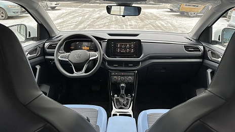Volkswagen Tharu XR, 2024г, передний привод, автомат