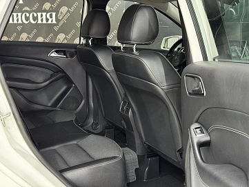 Mercedes-Benz B-Класс, 2015г, передний привод, робот