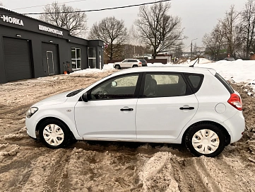 Kia Ceed, 2012г., передний привод, механика