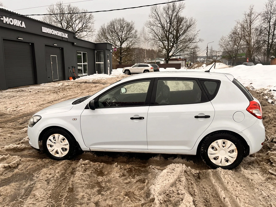 Kia Ceed, 2012г., передний привод, механика