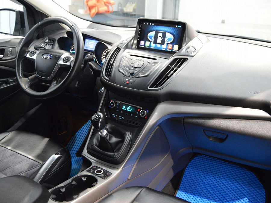 Ford Kuga, 2013г., передний привод, механика