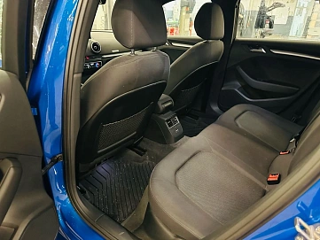 Audi A3, 2020г, передний привод, робот