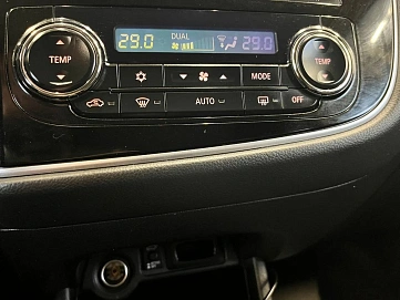 Mitsubishi Outlander, 2014г, полный привод, вариатор