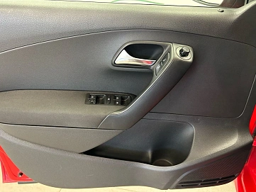 Volkswagen Polo, 2009г, передний привод, механика