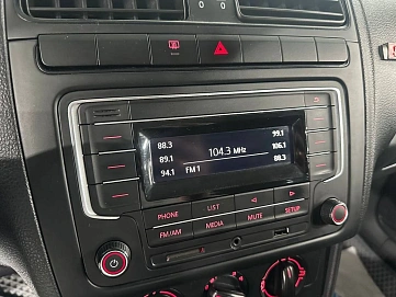 Volkswagen Polo, 2019г, передний привод, механика