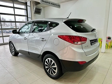 Hyundai ix35, 2014г, передний привод, автомат