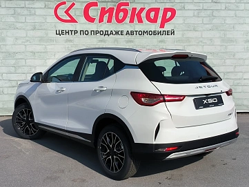 Jetour X50, 2024г, передний привод, робот
