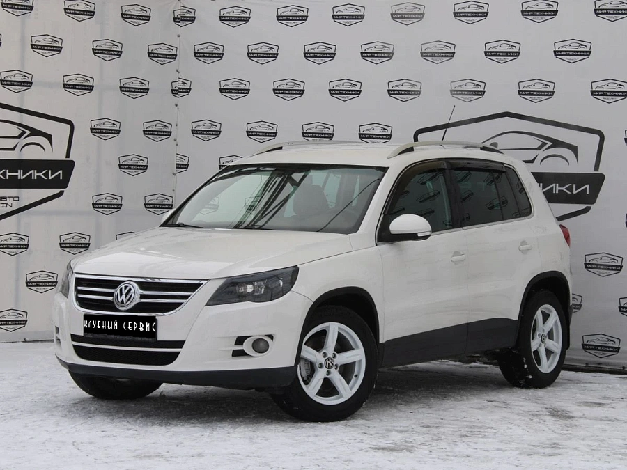 Volkswagen Tiguan, 2008г., полный привод, автомат