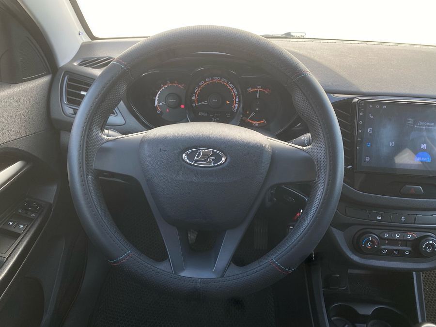 Lada (ВАЗ) Vesta, 2020г., передний привод, механика
