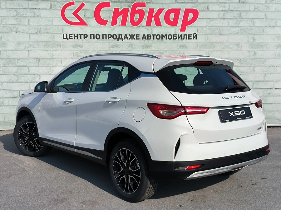 Jetour X50, 2024г., передний привод, робот