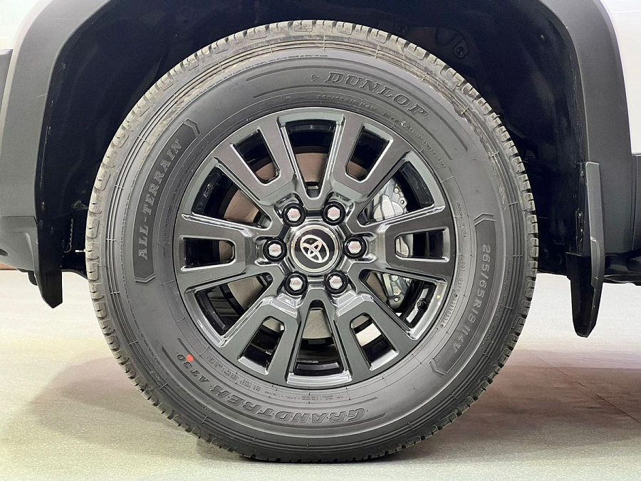 Toyota Land Cruiser Prado, 2024г., полный привод, автомат