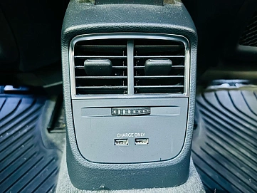 Audi A3, 2020г, передний привод, робот