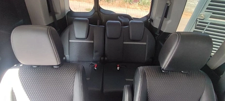 Honda Stepwgn, 2017г, передний привод, вариатор