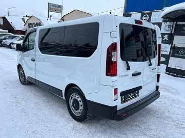 Renault Trafic, 2017г, передний привод, механика