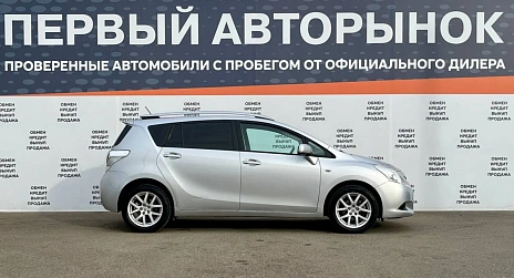 Toyota Verso, 2011г, передний привод, автомат
