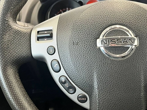 Nissan Qashqai, 2008г, передний привод, механика