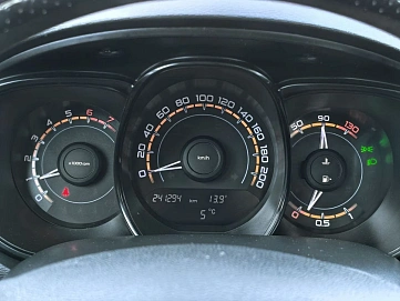 Lada (ВАЗ) Vesta, 2018г, передний привод, механика