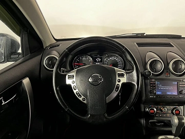 Nissan Qashqai, 2011г, передний привод, вариатор