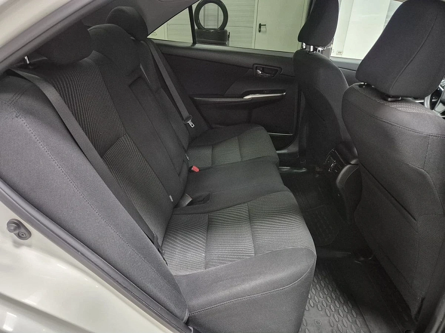 Toyota Camry, 2017г., передний привод, автомат