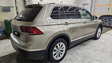 Volkswagen Tiguan, 2018г., полный привод, робот