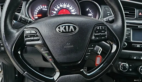 Kia Ceed, 2014г, передний привод, автомат
