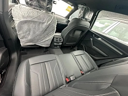 Audi Q5, 2025г, полный привод, робот