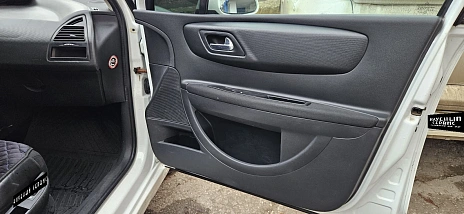 Citroen C4, 2009г, передний привод, механика