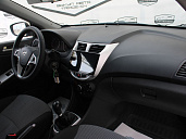 Hyundai Solaris, 2011г., передний привод, механика