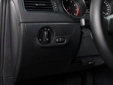 Volkswagen Jetta, 2015г, передний привод, автомат