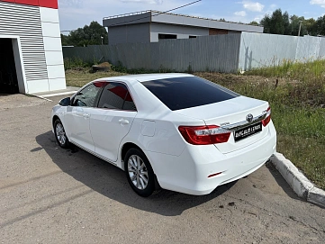 Toyota Camry, 2014г, передний привод, автомат
