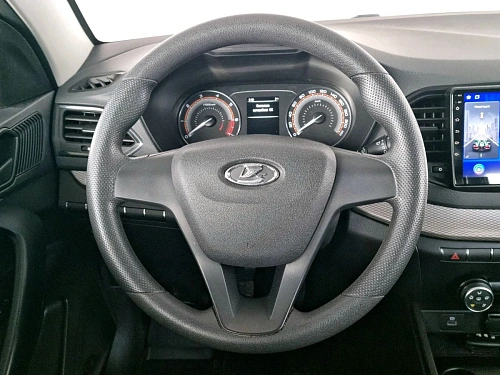 Lada (ВАЗ) Vesta, 2023г, передний привод, механика